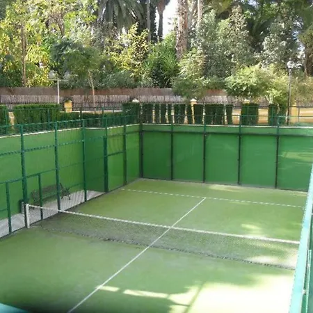 Lovely Denia, Piscina, Jacuzzi, Padel, Parking * Дения