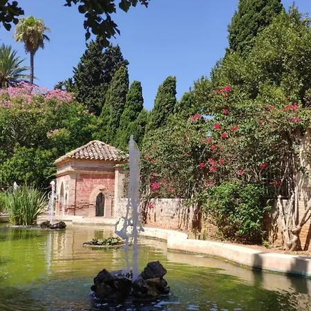 Lovely Denia, Piscina, Jacuzzi, Pádel, Parking *