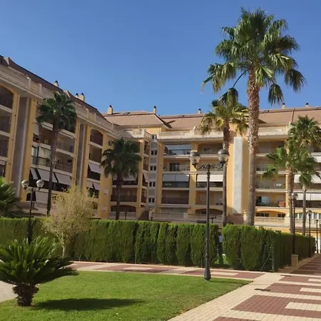 Lovely Denia, Piscina, Jacuzzi, Pádel, Parking *