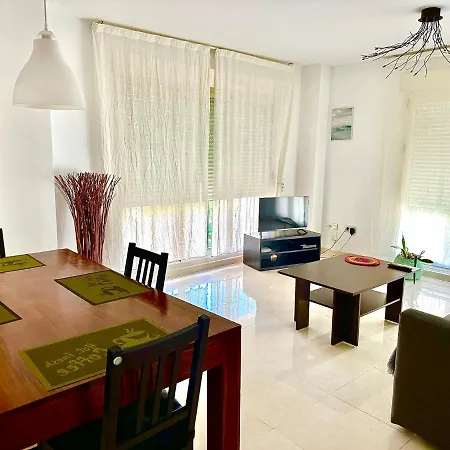 Lovely Denia, Piscina, Jacuzzi, Padel, Parking * Дения
