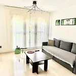 Apartment Lovely Denia, Piscina, Jacuzzi, Padel, Parking Denia