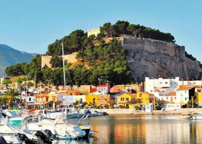 Lovely Denia, Piscina, Jacuzzi, Padel, Parking