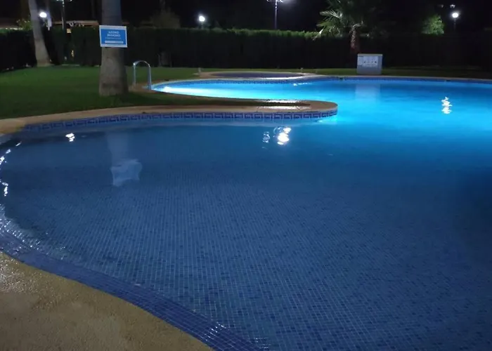 Lovely Denia, Piscina, Jacuzzi, Padel, Parking * Денія