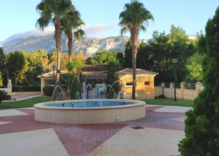 Апартаменти Lovely Denia, Piscina, Jacuzzi, Padel, Parking *