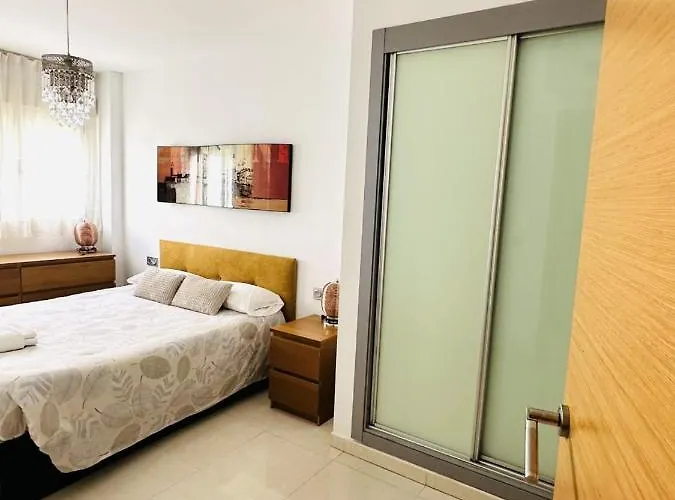 Lovely Denia, Piscina, Jacuzzi, Padel, Parking Апартаменти