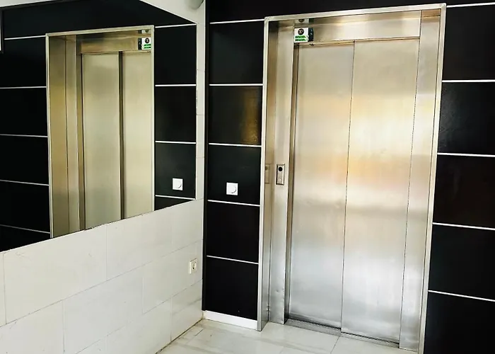 Lovely Denia, Piscina, Jacuzzi, Padel, Parking